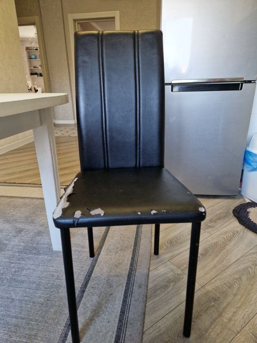 Продам стол со стульями