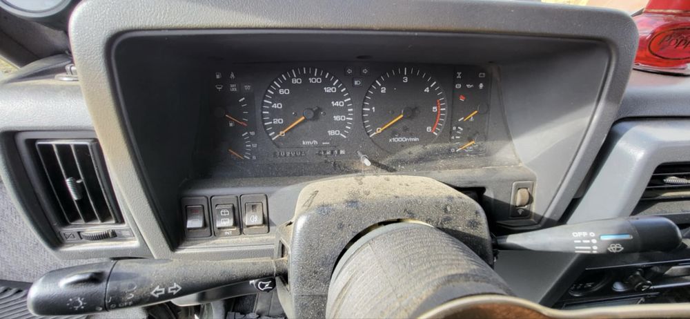 Patrol Y60 208.000km1994