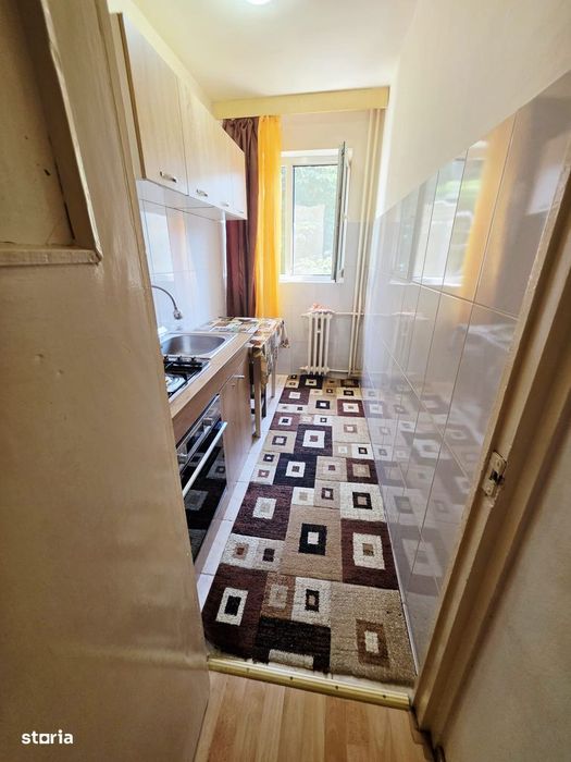 Apartament 3 camere, etaj 3, Malu Rosu – Str. Risnovenilor