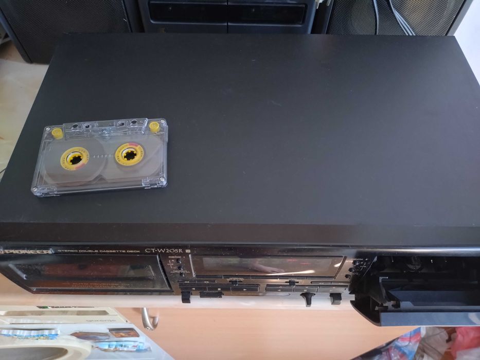 Pioneer CT-W205R  Cassette deck