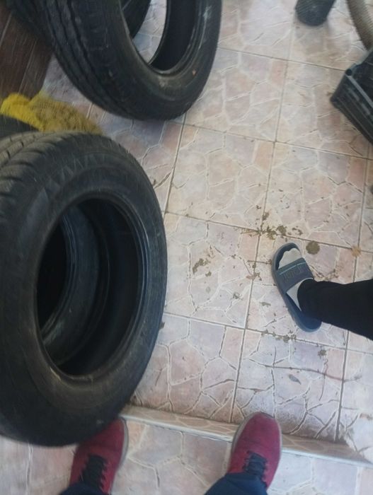 Зимни гуми за бус continental