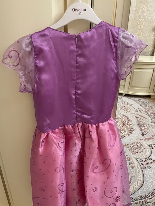 Продам платье для девочки