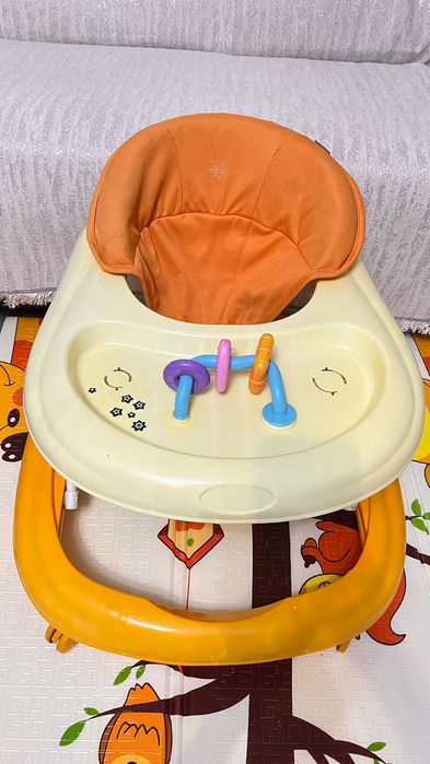 Ходунок детский в отличном состоянии