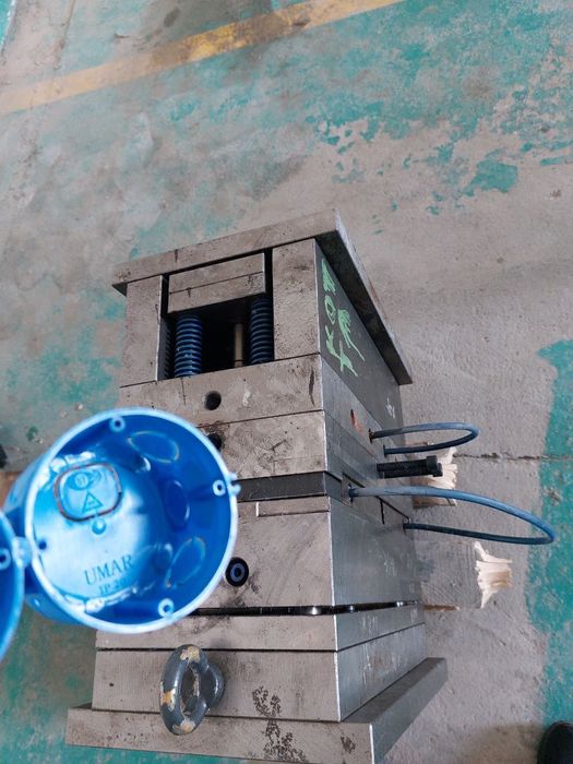 Kalso qoliplari sotiladi. Sifati kafolatlanadi