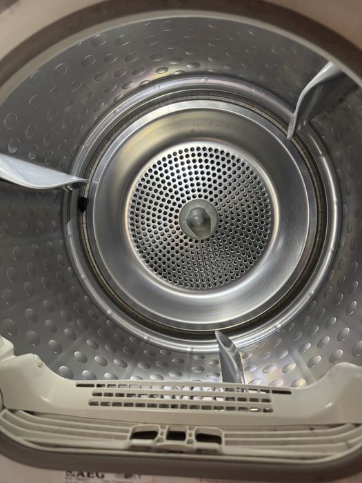 Сушилня AEG Lavatherm