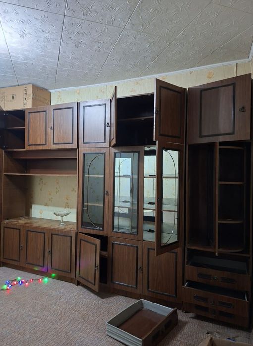 Продам Шкаф стенку