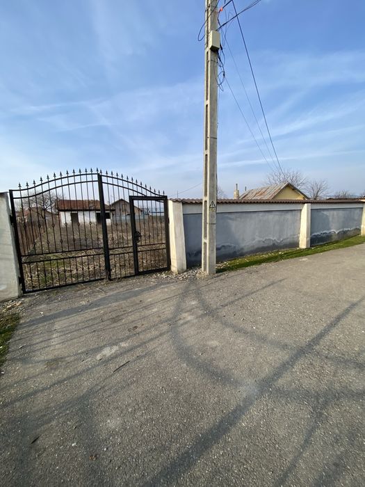 Vanzare teren intravilan