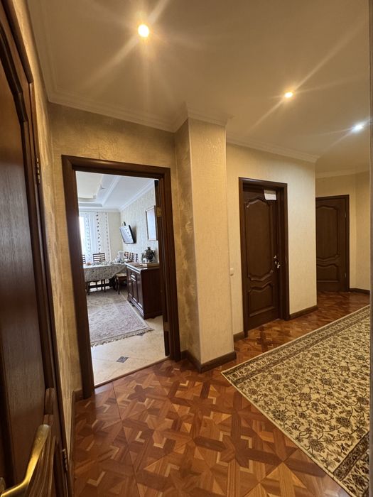 Продам квартиру золотой квадрат