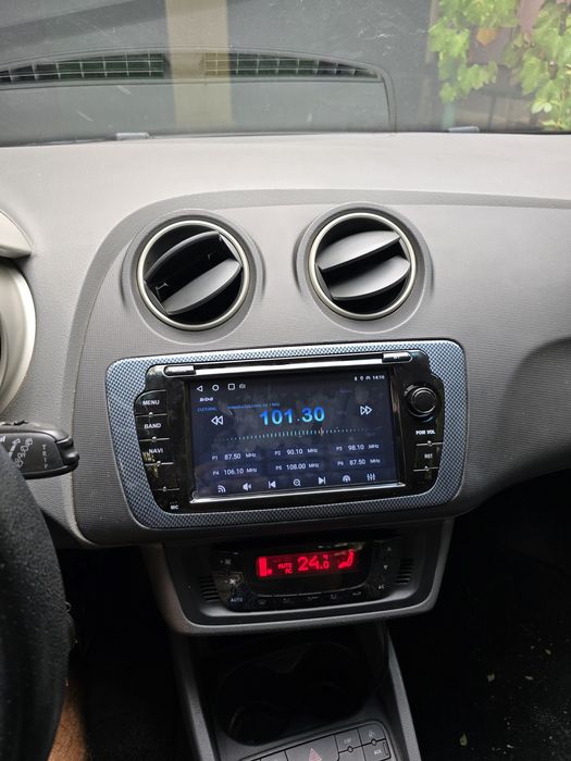 Navigatie android Seat Ibiza Carplay Waze