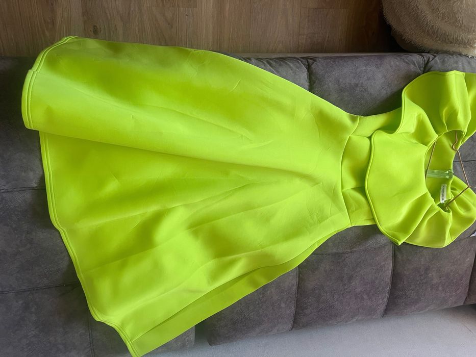 Новое платье, размер L