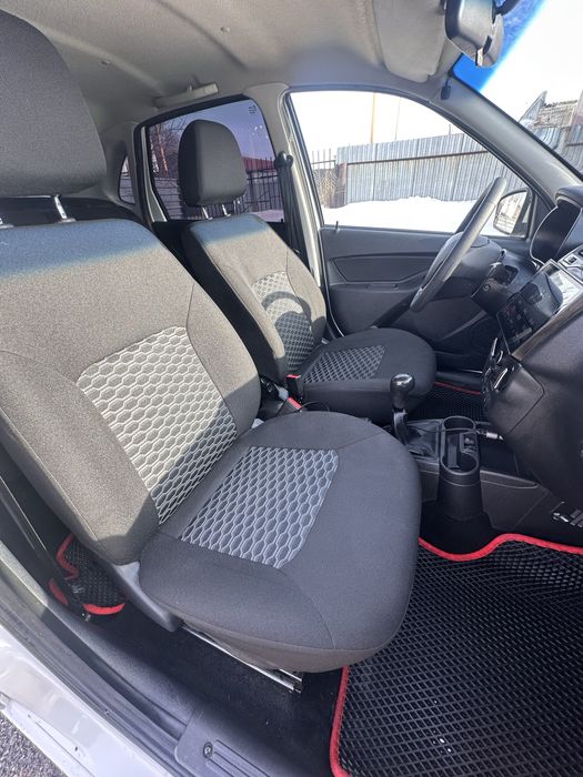 Lada Granta 2023 год