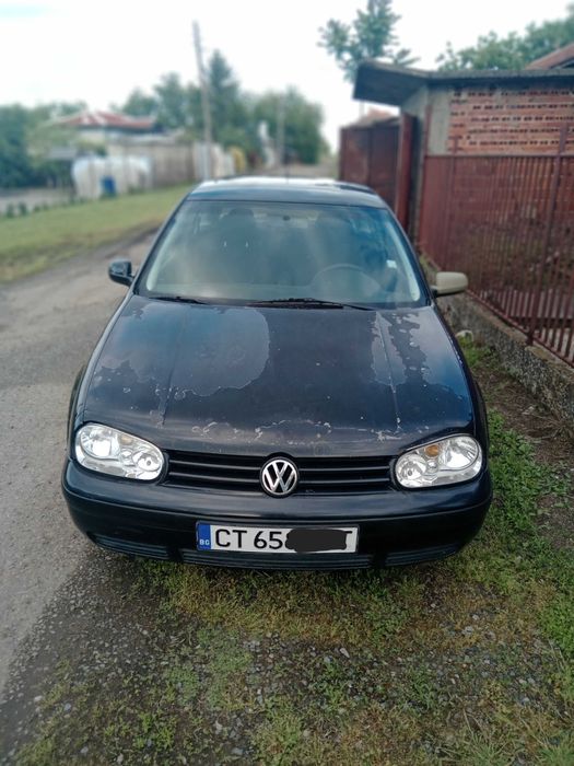 Автомобил VW golf 4,1.4