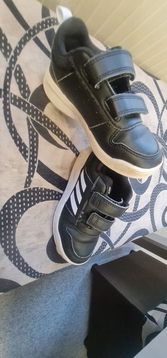 Оригинални маратонки Адидас