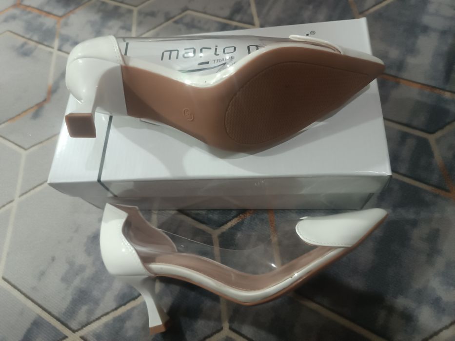 Белый каблук. Б/У