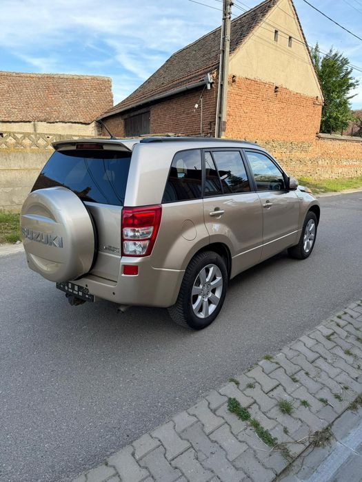 Vând Suzuki Grand Vitara 1,9 ddis