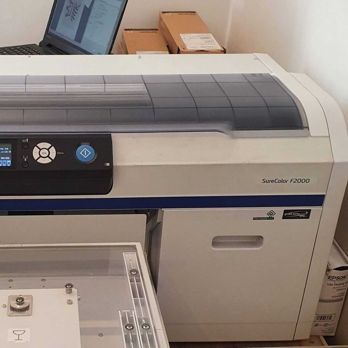 URGENT Imprimanta EPSON DTG  F2000 (necesita cap printare)