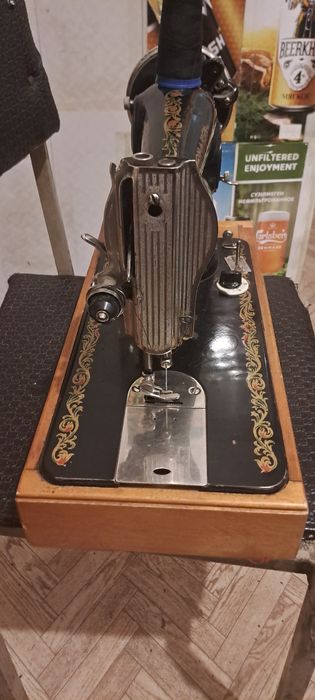 Продам швейную машинку ,ручную