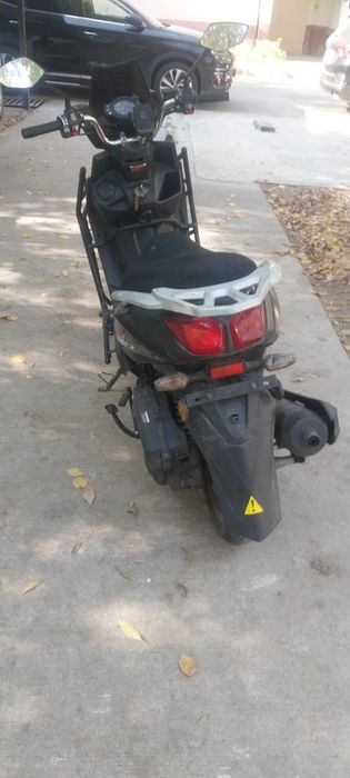 Skuter samuray sotiladi