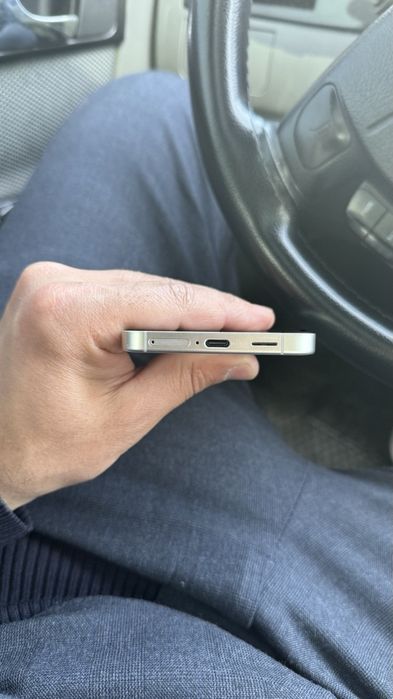 Samsung s24  8 256 gb