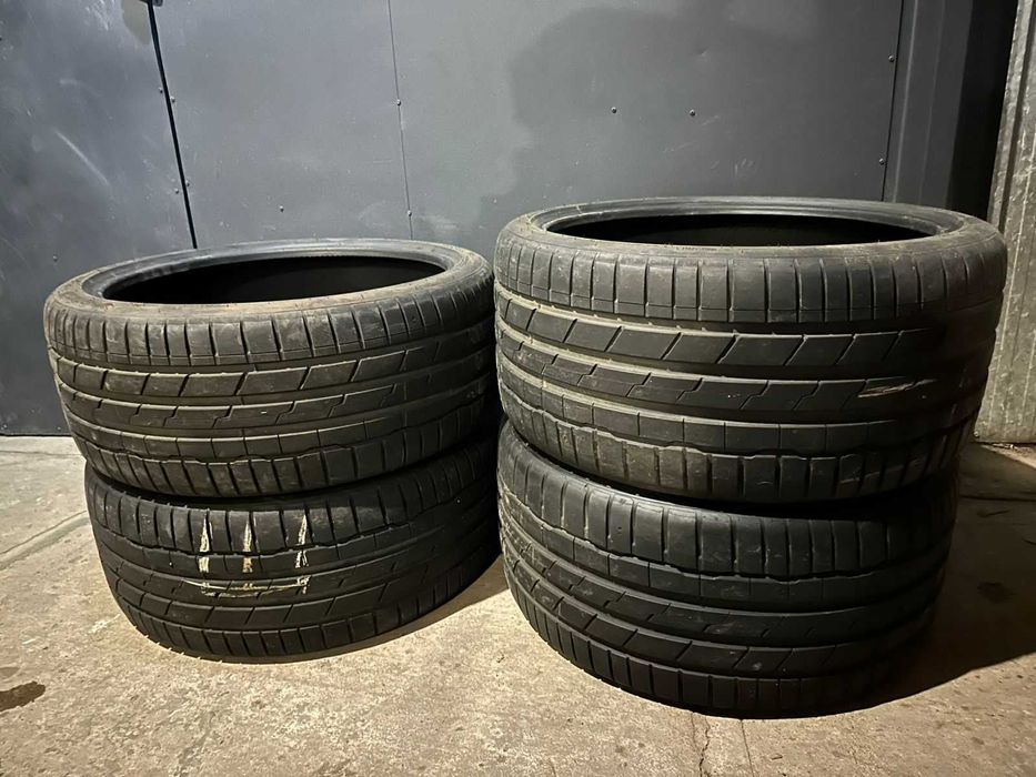 Hankook Ventus S1EVO3 шины б/у на Mercedes Benz 222 R21 на зад 2 шт.