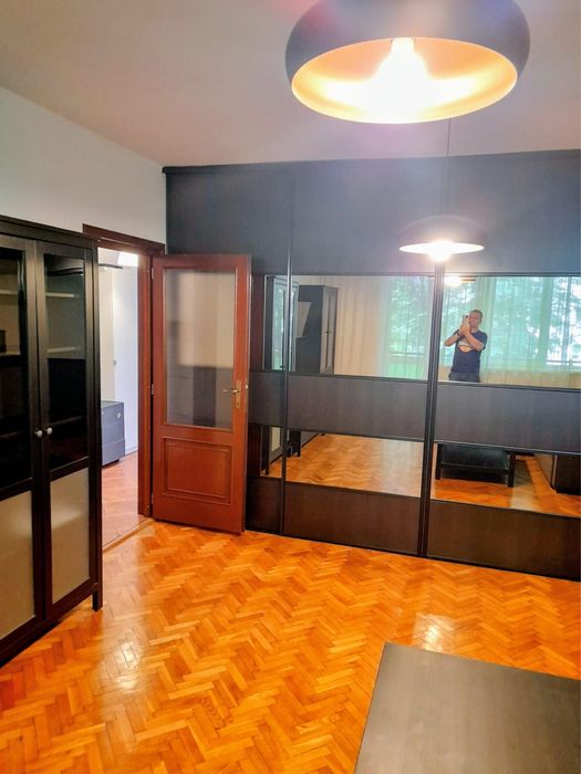 Inchiriez apartament cu 2 camere in str. Plopilor