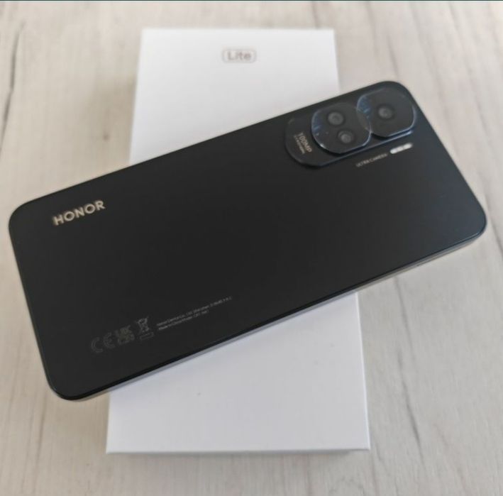 Спешно Honor 90 lite 5g