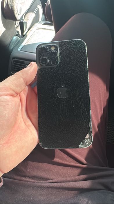 Продам Айфон 12 про. Iphone 12 pro
