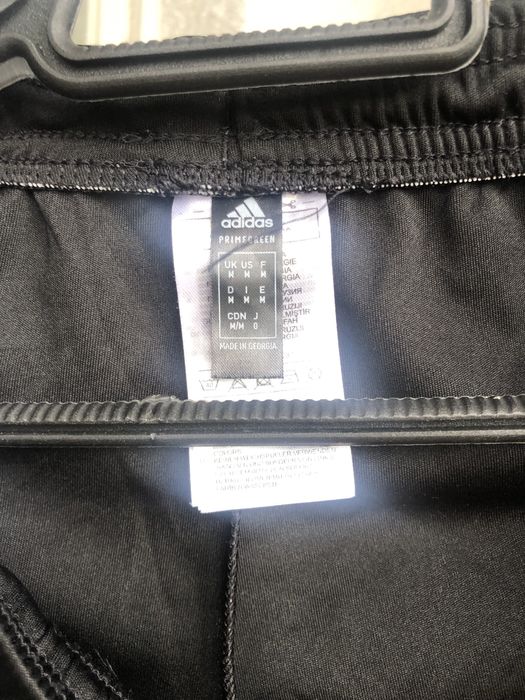 Adidas къси панаталони нови и оригинални М