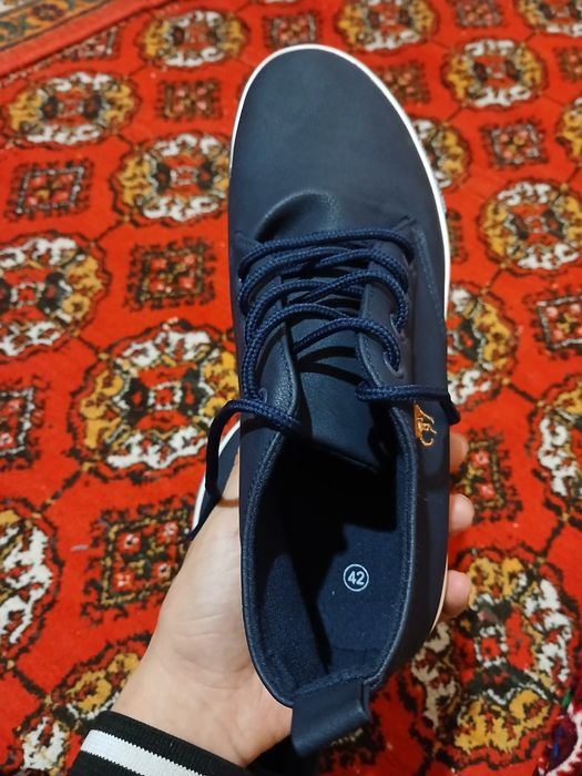 Polo brendidan qoʻjali va sifatli oyoq kiyim.RASSIYA Mahsuloti