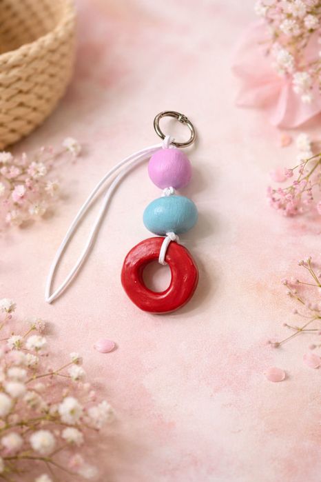 Брелок из глины.