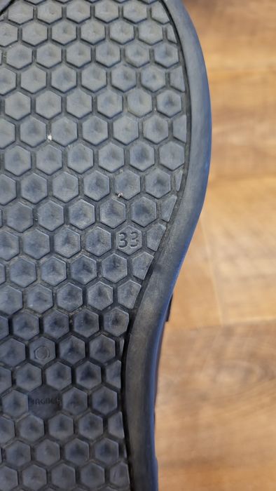 Продам туфли для мальчиков