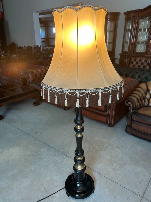 Lampadar Baroc,recent restaurat!
