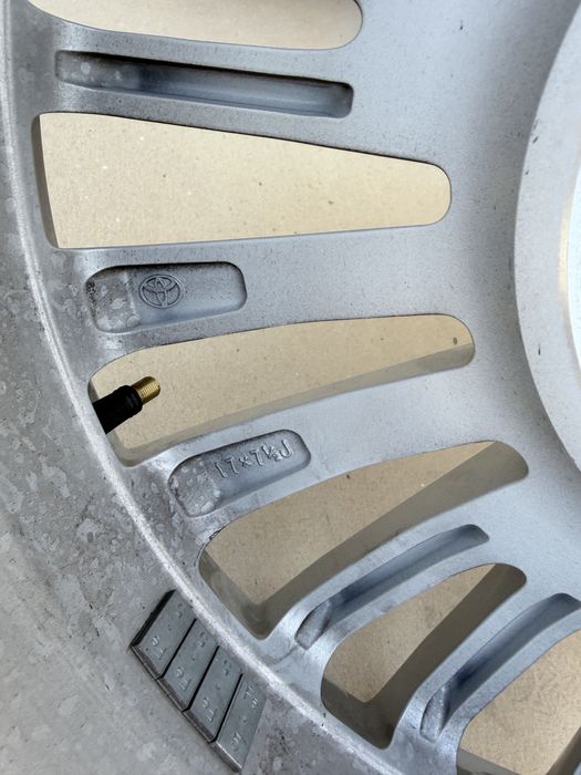 Диски на Тойота камри