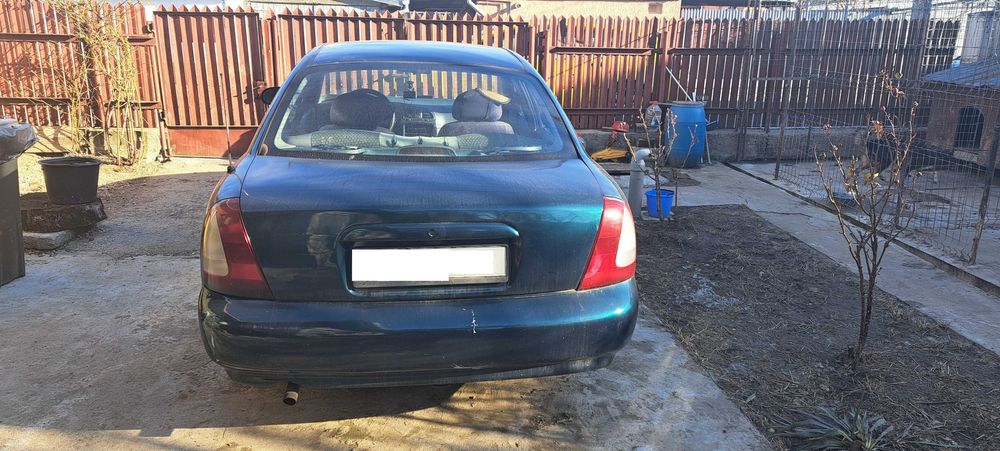 Daewoo Nubira intreaga sau dezmembrat