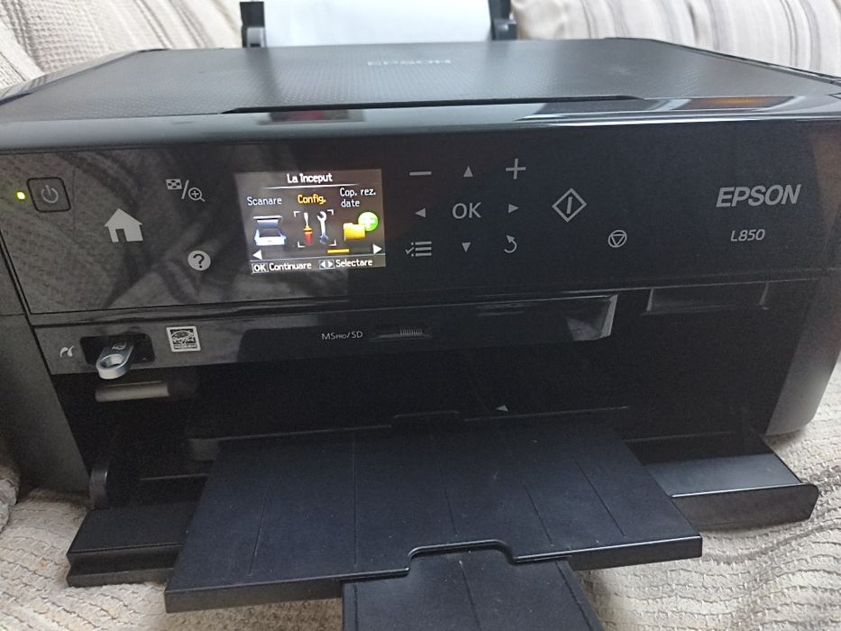 Epson L850 – imprimantă foto multifuncțională cu sistem CISS, 6 culori