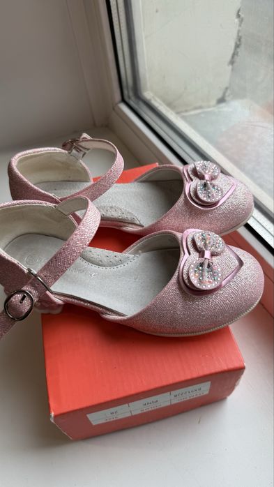 Туфли для девочки
