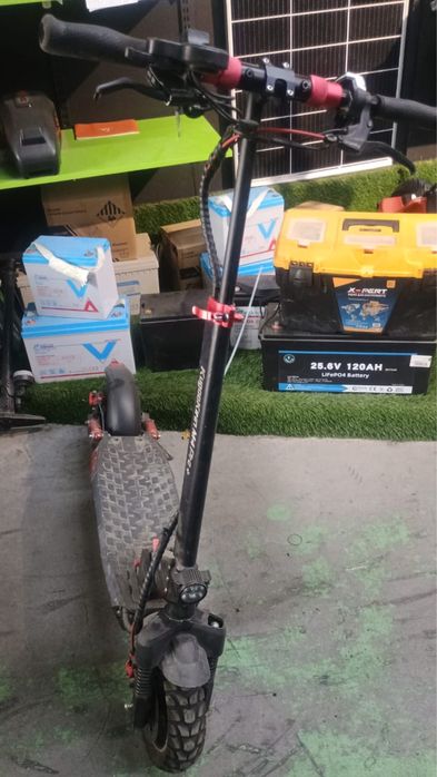 Продам самокат kuro m4pro