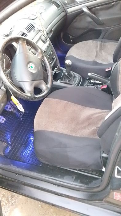 Vând Skoda Octavia 2