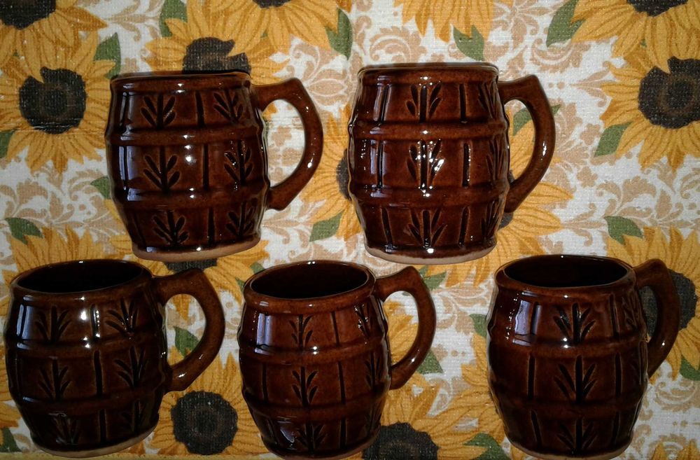 Сервиз троянска керамика-Голяма каничка и 5 чаши с дръжка