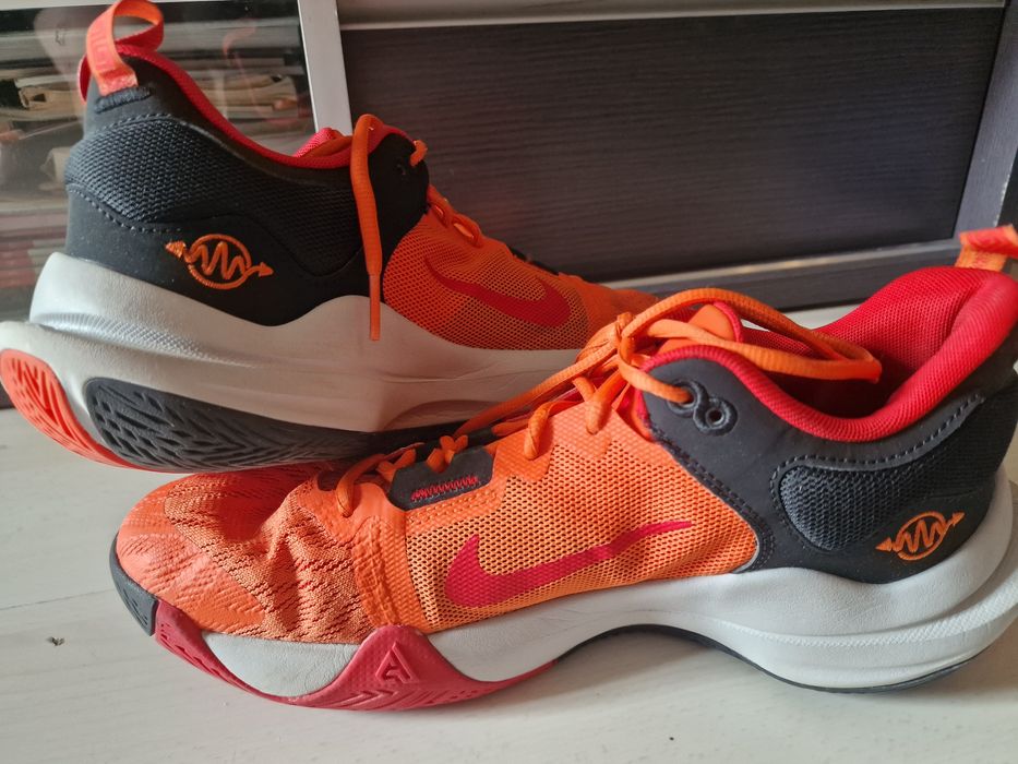 Nike Мъжки баскетболни маратонки 44 номер