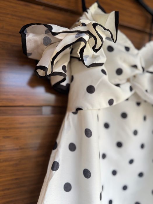 Страхотна рокля на точки SM ML