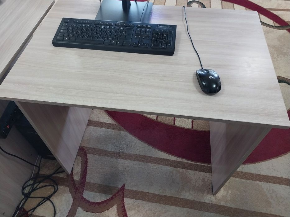 Продам офисную мебель