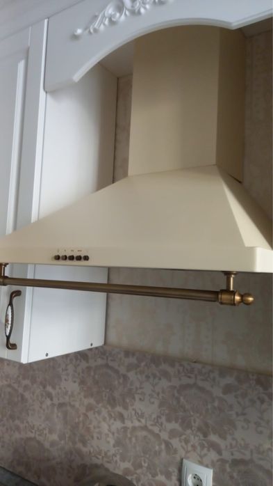 Продам кухонную мебель