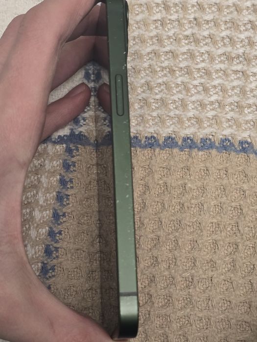 Продам/Обменяю Iphone 13 128гб 100% акб