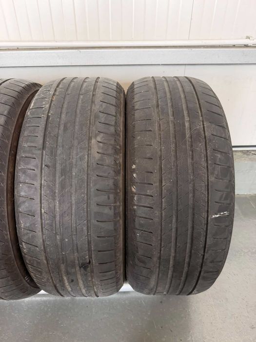 Anvelope 225 50 18 Vara Bridgestone