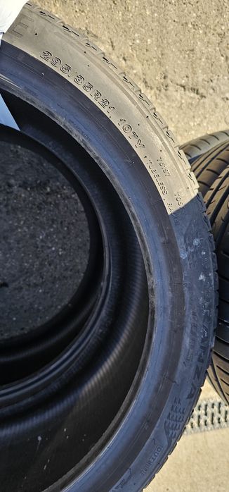 295 35 R 21 Bridgestone vară