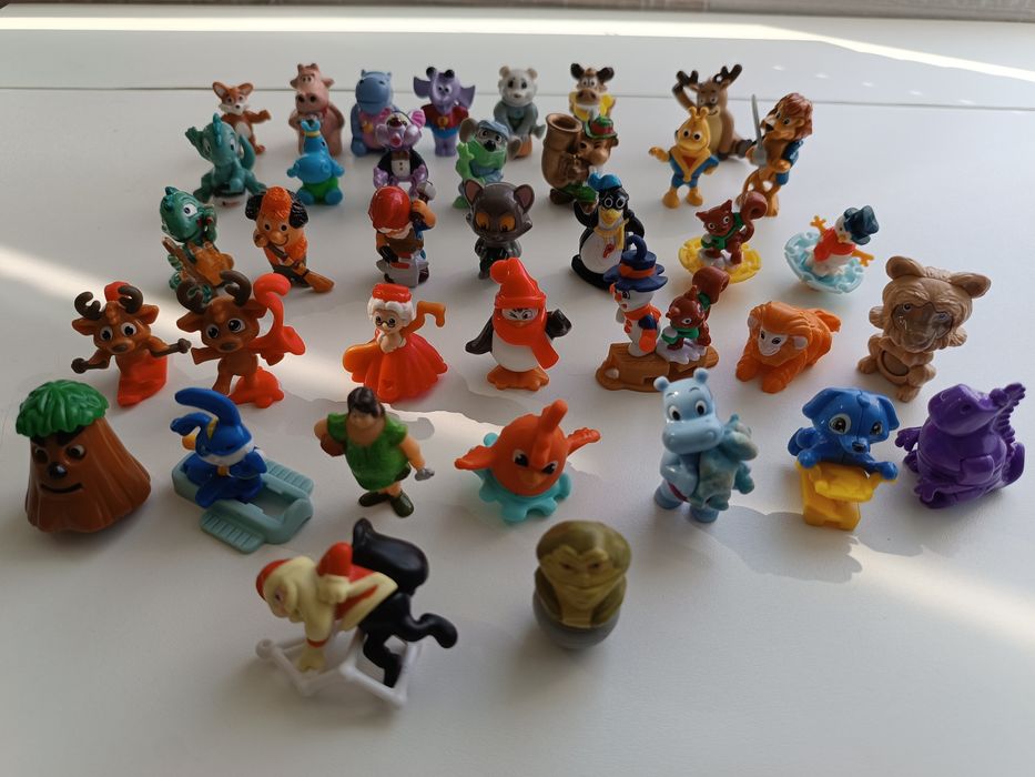 Играчки от шоколадови яйца