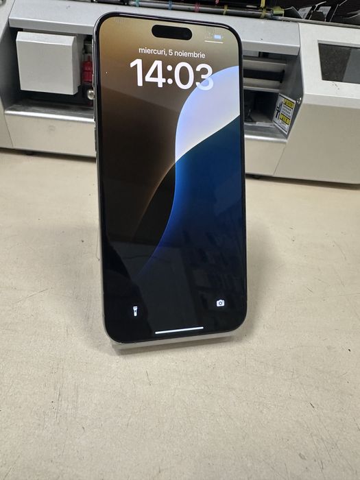 Iphone 15 pro max / 256 gb / folie sticla cadou