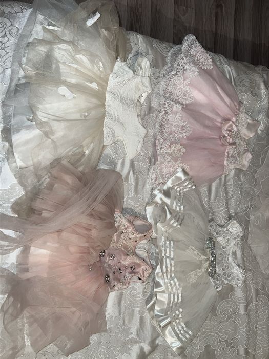 Продам детские платья