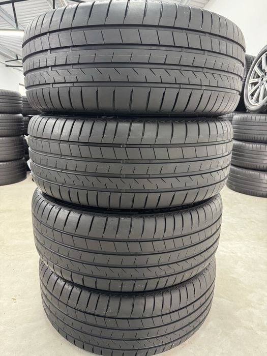 Jante Audi Q8 Etron R21 Originale RS Negru Lucios Bridgestone de vara